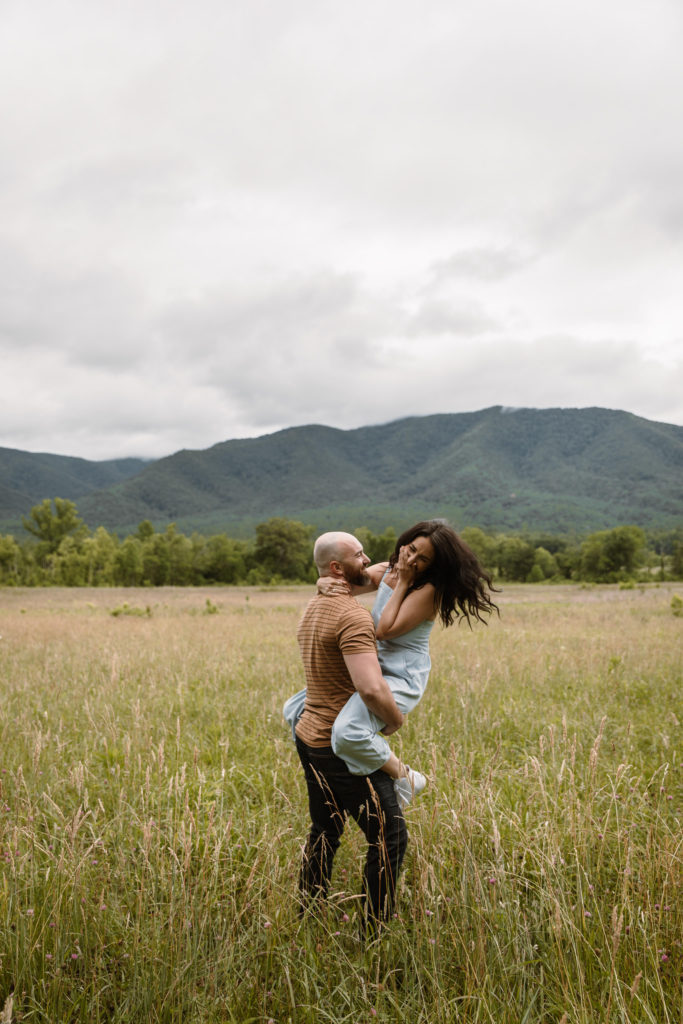 Smoky Mountains Nationals Park couples session photography