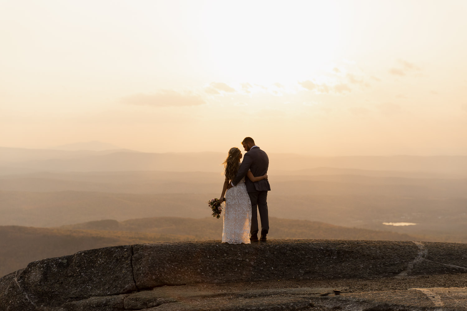 Beautiful mountain elopement in New Hampshire