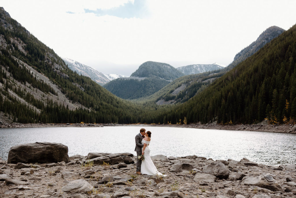 Montana elopement in the Fall