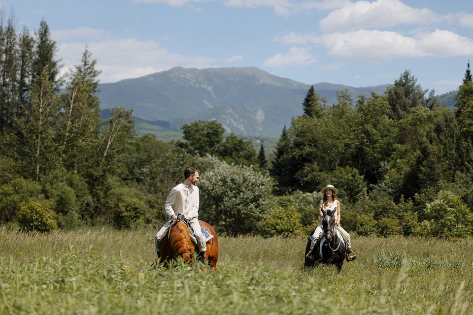 Adventurous Hiking Elopement with horses