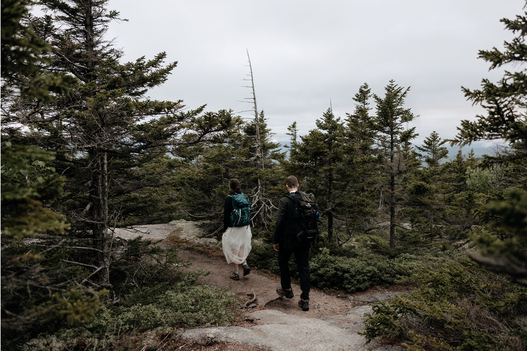 elopement hike in white mountains