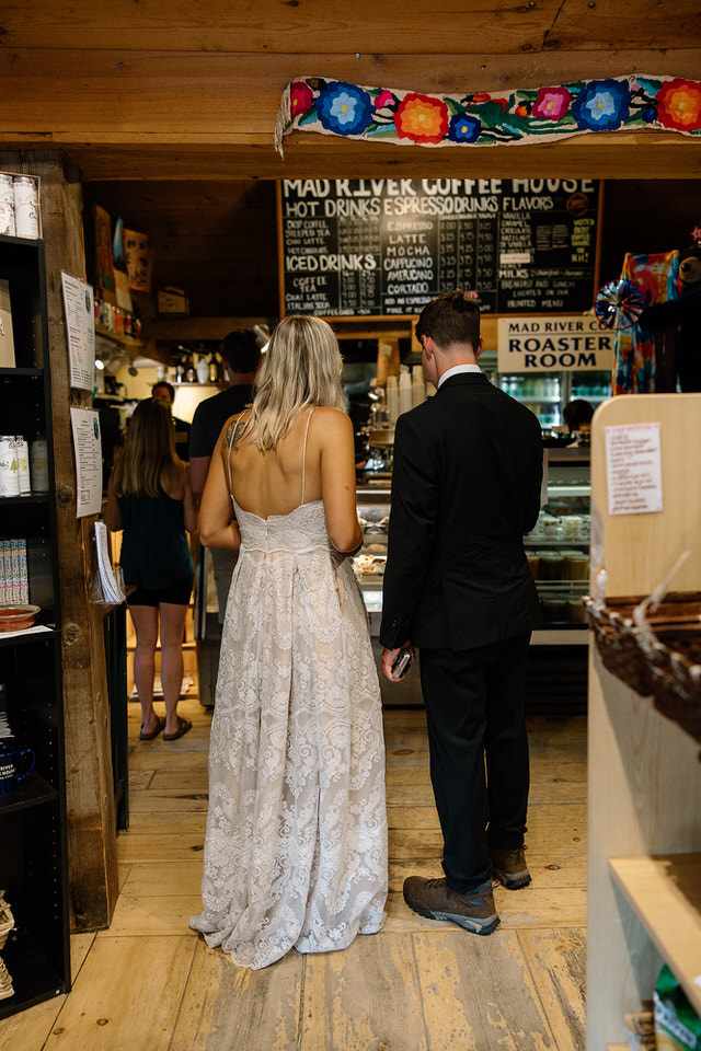 coffee shop stop in White mountains elopement