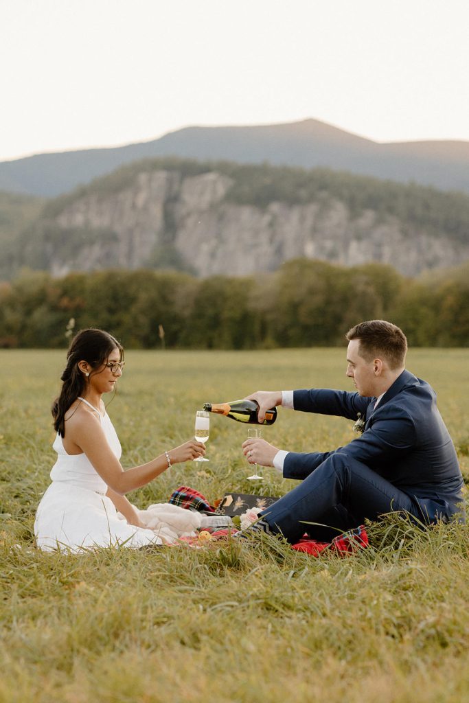 Elopement picnic in New Hampshire