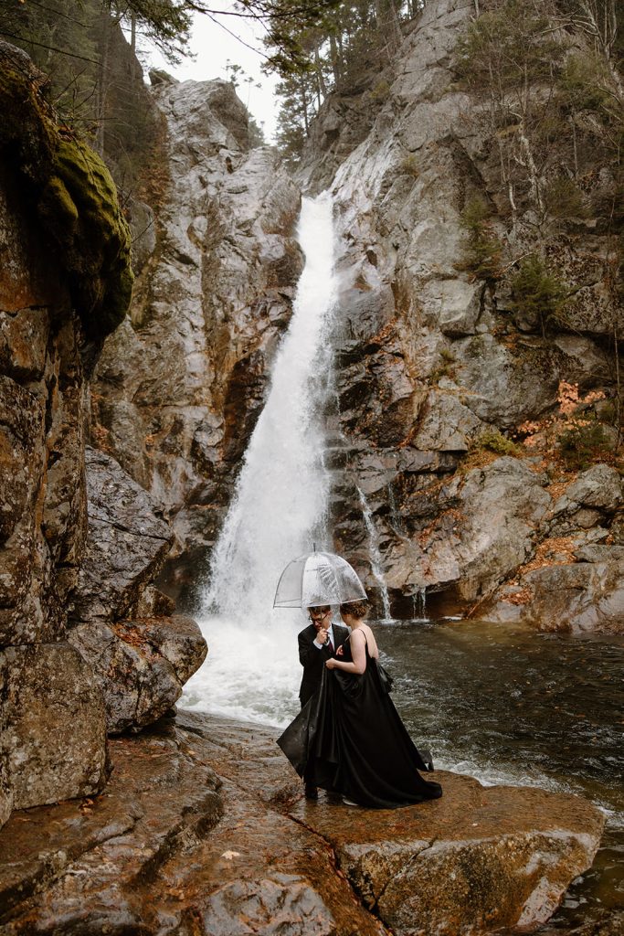 Ultimate Glen Ellis waterfall Fall elopement and wedding guide in the White Mountains of New Hampshire.